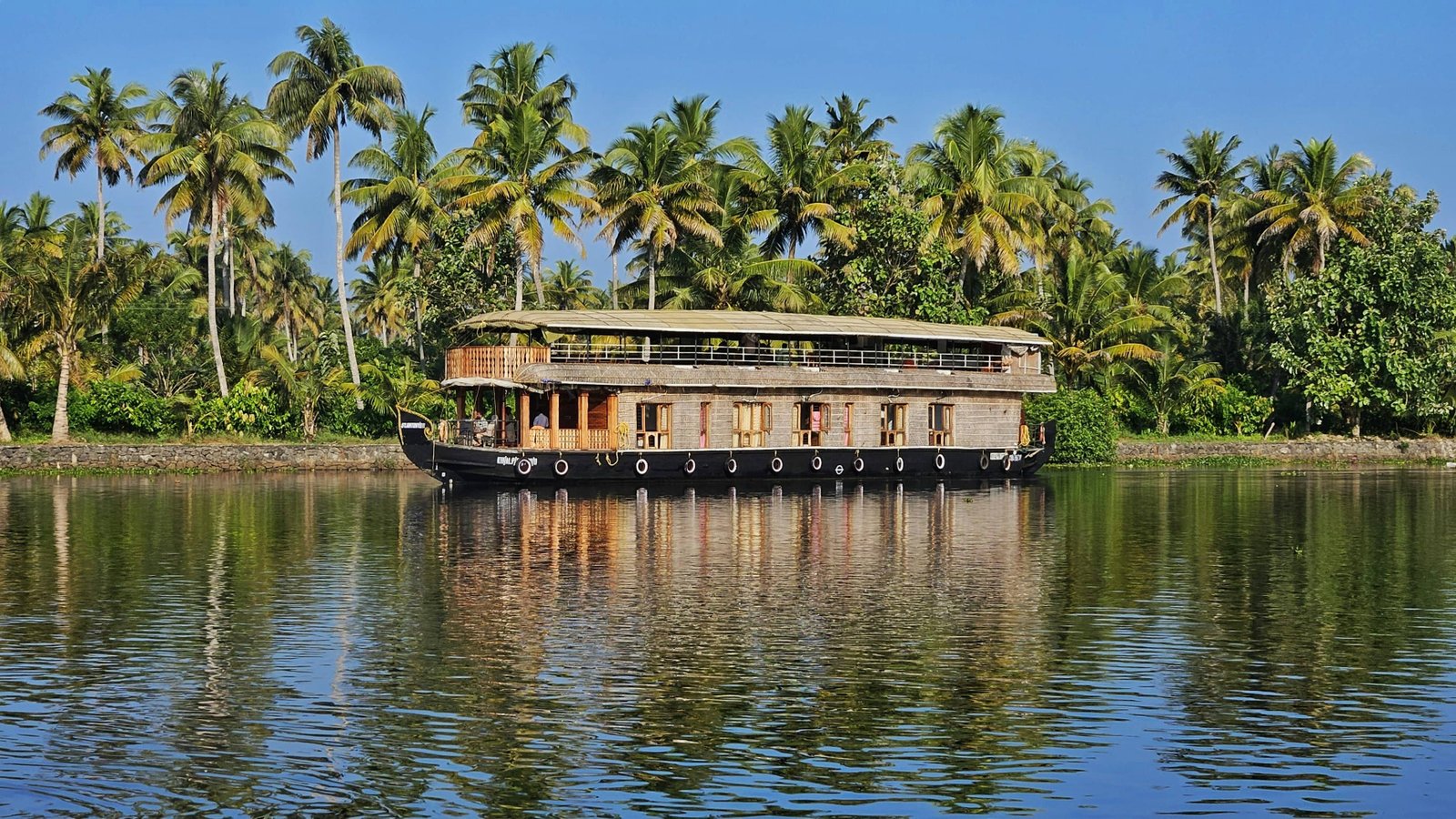 Kumarakom Houseboat Backwater Tourism Kerala India